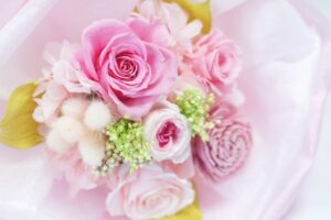 銀婚式のプレゼントにおすすめのプリザーブドフラワーの種類は？
